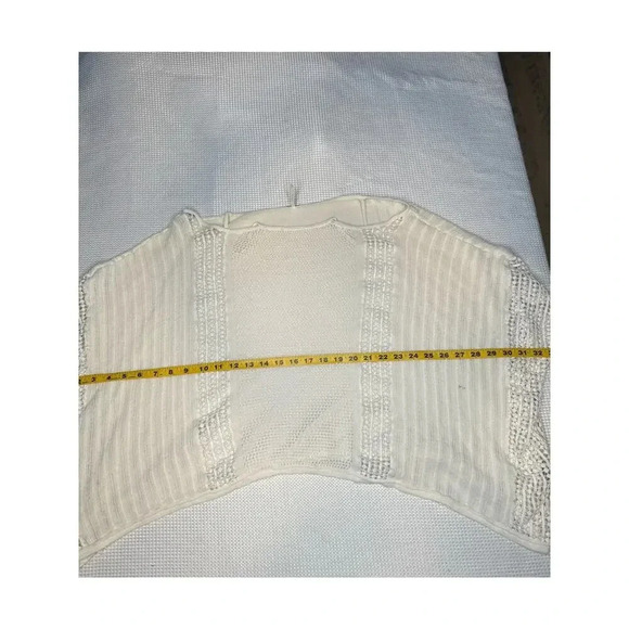 Free People Oversized Dolman Sleeve Crochet Style Top Cream SIZE S - Picture 3 of 7